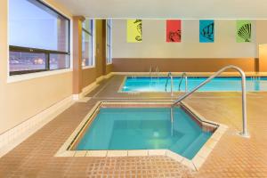 Bassein majutusasutuses Ramada Plaza by Wyndham Prince George või selle lähedal