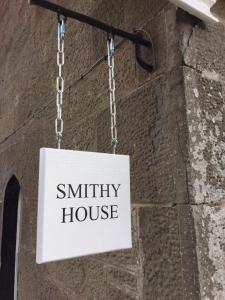 Certifikát, hodnocení, plakát nebo jiný dokument vystavený v ubytování Smithy House