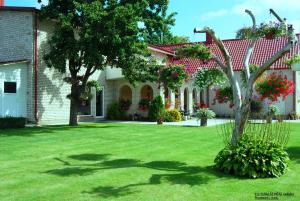 O grădină în afara Stasio Balseviciaus Homestead