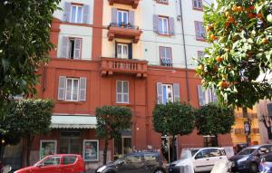 The building in which a vendégházakat is located