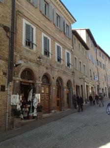 Foto dalla galleria di San Francesco Bedrooms a Urbino