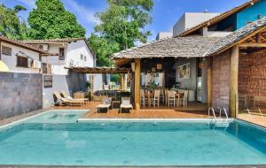 A piscina localizada em Pousada Villa Maeva Itacare ou nos arredores