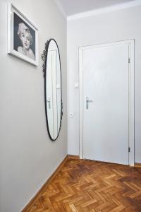 Fotografia z galérie ubytovania Charming apartment in the Old Town vo Varšave