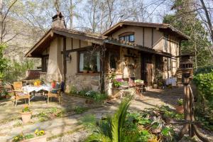 Vonkajšia záhrada v ubytovaní Casa Rural la Casa del Bosque