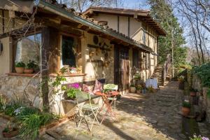 Vonkajšia záhrada v ubytovaní Casa Rural la Casa del Bosque