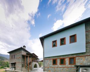 Zgradba, v kateri se nahaja hotel
