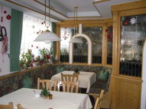 Restoran ili drugo mesto za obedovanje u objektu Gasthof Köllenspitze