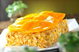 Makanan di atau berdekatan hotel
