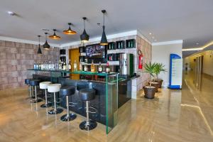 The lounge or bar area at Ibiza Plaza Hotel