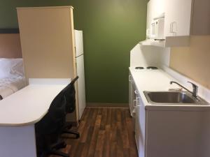 Kuchyňa alebo kuchynka v ubytovaní Extended Stay America Suites - Rochester - Henrietta