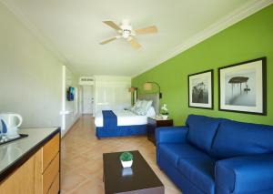 Setusvæði á Coconut Bay Beach Resort & Spa All Inclusive