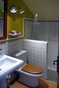 Et badeværelse på Casa Rural El Hondillo
