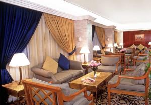 Zona de estar de Elaf Ajyad Hotel Makkah