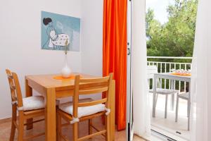 Balkón nebo terasa v ubytování Apartments Villa Adria Bol