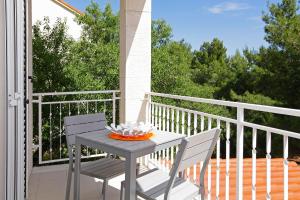 Balkón nebo terasa v ubytování Apartments Villa Adria Bol
