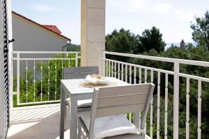 Balkón nebo terasa v ubytování Apartments Villa Adria Bol