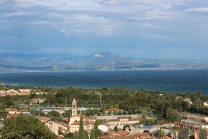 Skats uz naktsmītni Hotel Francesco no putna lidojuma