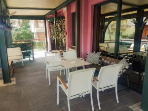 Posezení v ubytování Hotel Sabra