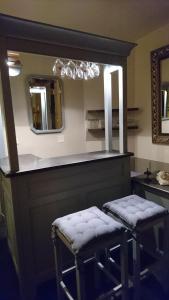 Foto dalla galleria di Hotel La Bastie d'Urfé a Naussac