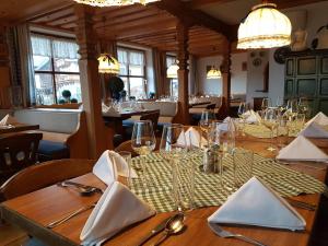Restoran atau tempat makan lain di Hotel-Gasthof Lammersdorf