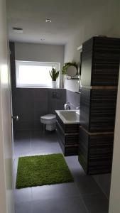Koupelna v ubytování Ferienwohnung am Modenbach