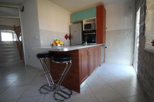 Küche/Küchenzeile in der Unterkunft Stone Villa Rea