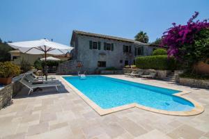 Φωτογραφία από το άλμπουμ του Kiparissi σε Kourtaíïka