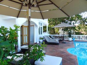 Der Swimmingpool an oder in der Nähe von Taboga Palace SPA Hotel