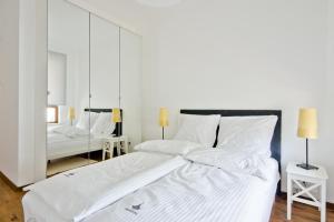 Posteľ alebo postele v izbe v ubytovaní Imperial Apartments Aquarius V
