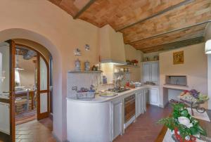 Gallery image of Villa Casalguidi by PosarelliVillas in Cantagrillo