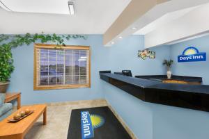 Foto da galeria de Days Inn by Wyndham Newton em Newton