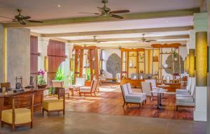 Posezení v ubytování Anantara Angkor Resort