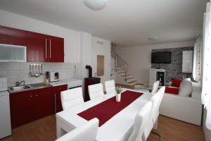 Kuchyňa alebo kuchynka v ubytovaní Holiday Home Dalija