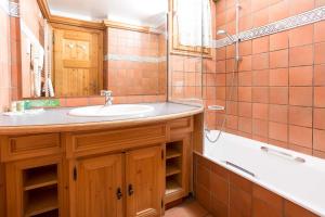 Ένα μπάνιο στο Les Balcons du Savoy 104 appt - Chamonix All Year +22 φωτογραφίες