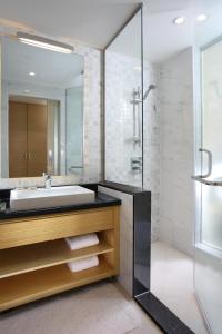 Koupelna v ubytování Metropolitan Hotel Dubai