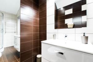 Łazienka w obiekcie Apartamenty Za Murem