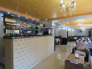 Lounge nebo bar v ubytování Hotel Foisor
