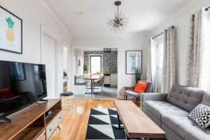 Imagen de la galería de MTLVacationrentals-The MTLVR Kisses, en Montreal