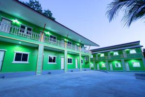 Budova, kde se prázdninový dům nachází