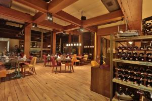A restaurant or other place to eat at Ariana Sustainable Luxury Lodge - Special Category - Cappadocia