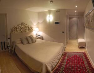 Una cama o camas en una habitación de Hotel Liassidi Palace