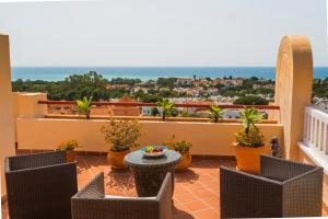 Balkón alebo terasa v ubytovaní La Reserva de Marbella Penthouse