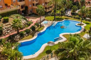 Bazén v ubytovaní La Reserva de Marbella Penthouse alebo v jeho blízkosti