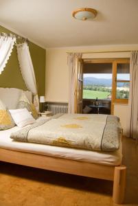 Katil atau katil-katil dalam bilik di Haus Farbenklang