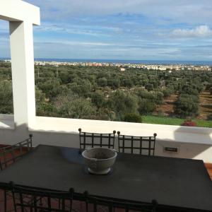 A balcony or terrace at Appartamento Giardinelli - Vale