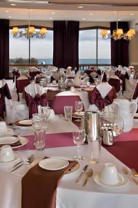 Restaurace v ubytování Red Lion Hotel Port Angeles Harbor