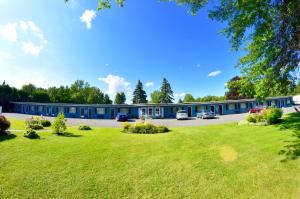 Zahrada ubytování Skaneateles Inn on 20