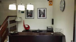 A kitchen or kitchenette at Pension Iruna