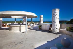 Gallery image of El Blok in Vieques