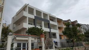 Budova, v ktorej sa apartmán nachádza